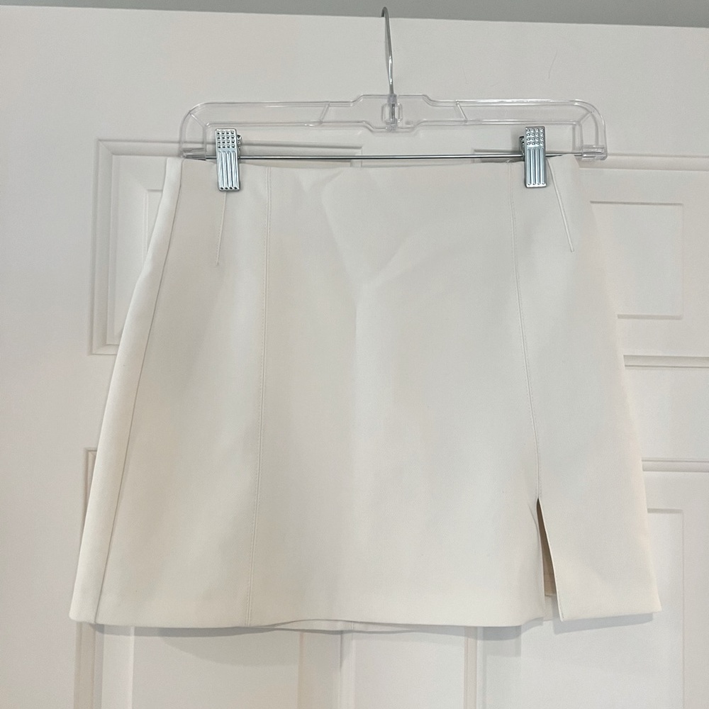 Zara mini skirt with slit - oyster white